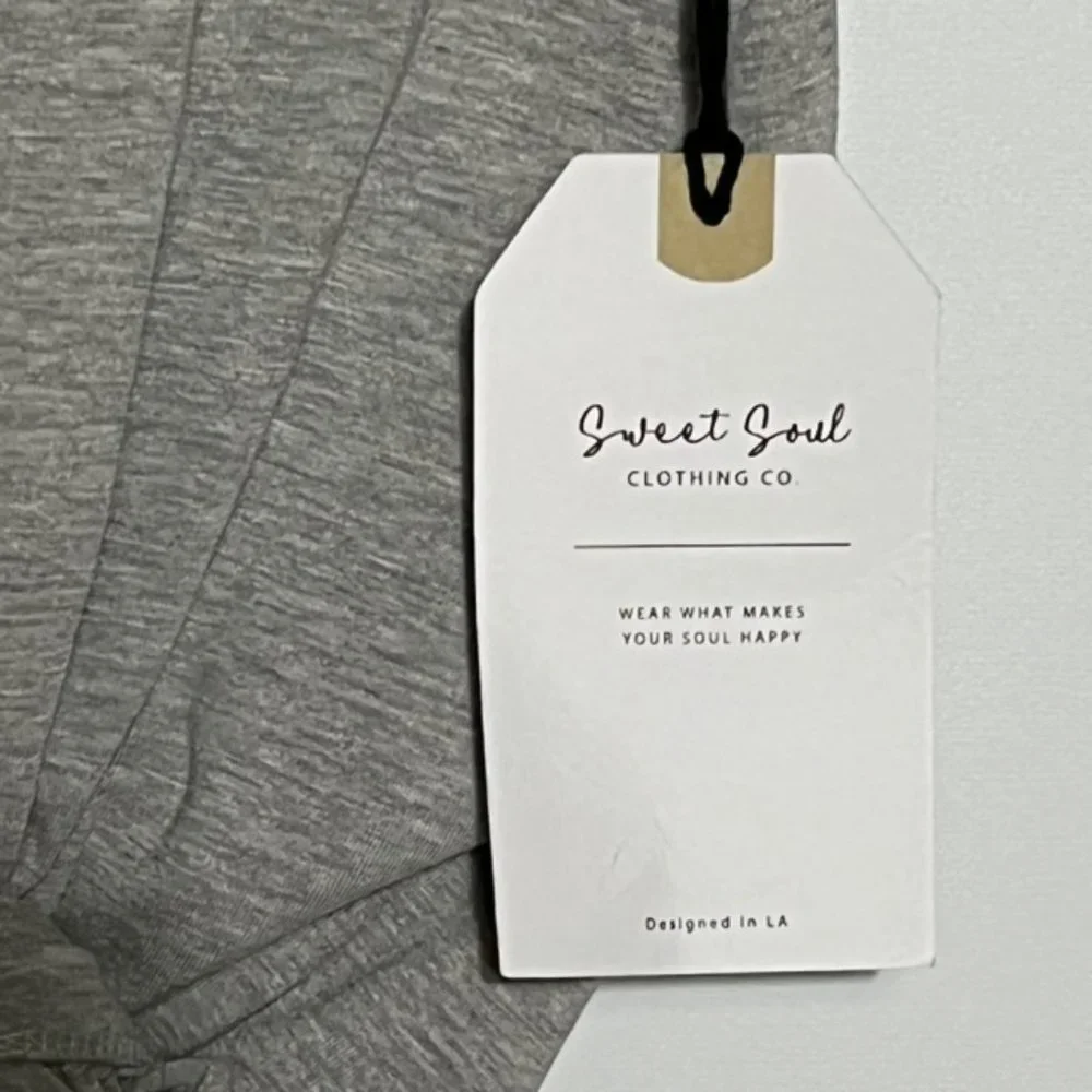 SWEET SOUL Gray Faith T-shirt Size L NWT - Picture 7 of 8